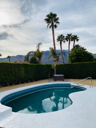 $3950.00 / 4br - 2000ft2 - Beautiful private home w. Pool, Views close to Downtown Palm Springs63766946366723121