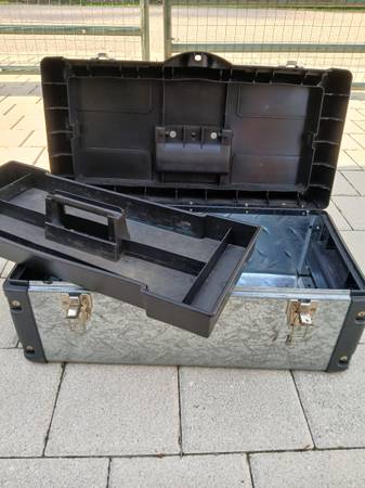 Heavy duty stackon tool box 1