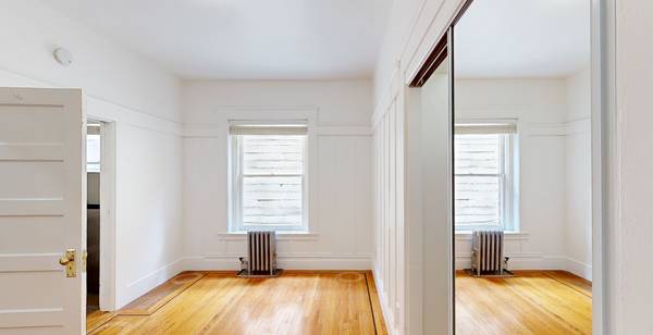 $1,645 / 258ft2 - 1050 Post@Larkin/Classic Studio/Convenient Location/Pets OK! (downtown / civic / van ness)63622901828611121
