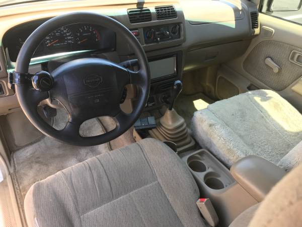 1998 Nissan Frontier - Photo 11