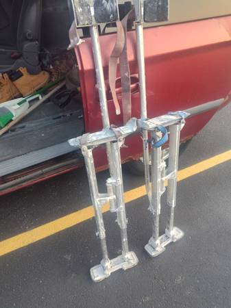 Drywall stilts 1
