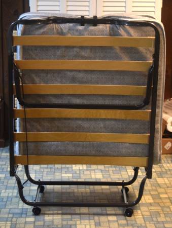 Linon memory foam rollaway bed 1