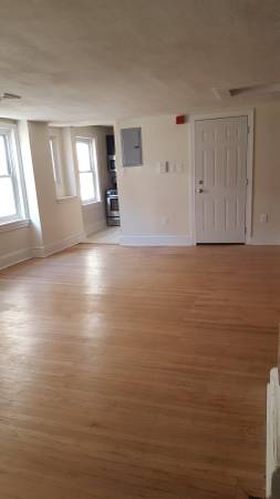 $2,195 / 2br - 2BR with Central Air for Nov/Dec Move in at 1530 Pine! (Rittenhouse Square)63666799906689122