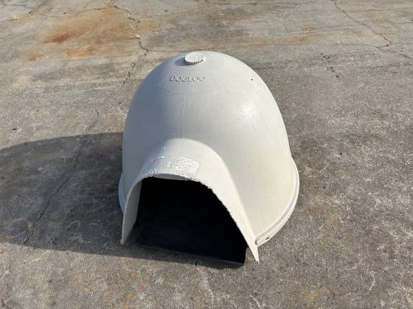 Dog Igloo 1
