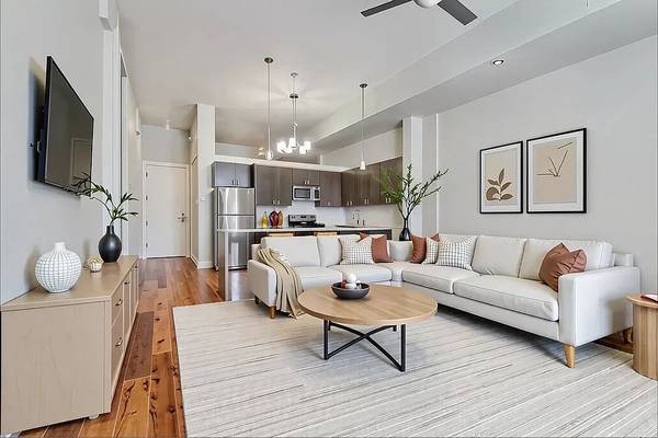 $1,550 / 1br - 684ft2 - Beautiful 1-Bedroom Apartment in the French Quarter – Fully Furnished, (New Orleans)63881895270145120
