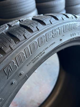 285/35/20 BRIDGESTONE RUN FLAT TIRES FREE INSTALLATION - $400 (Bell Gardens)63471427451651121