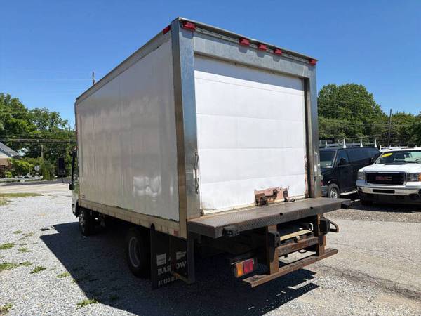 2010 Isuzu NPR HD w/ - Photo 4