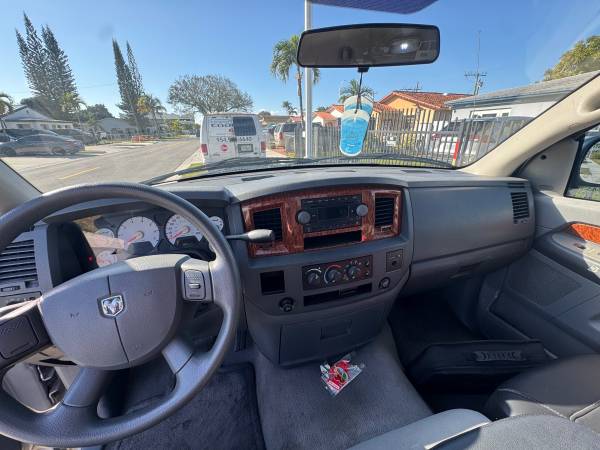 2006 RAM 1500 4.7 - Photo 10