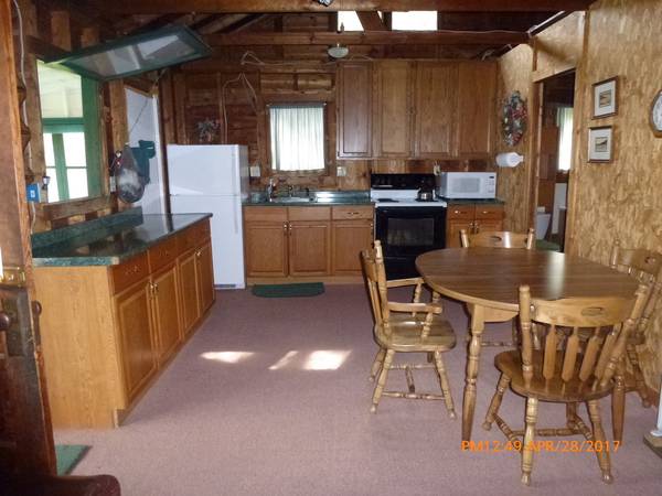 $1,000 / 2br - 600ft2 - Sept. Special for Cabins on Lake George in the Adirondacks - $200 off (Ticonderoga)63756299965315124