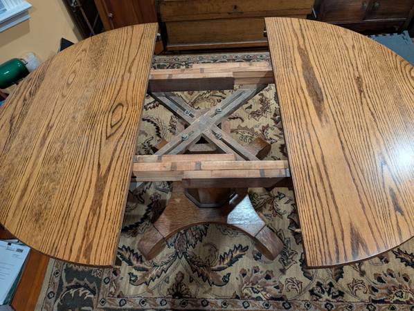 Dining Table- Solid Oak (Round or Extended) 1