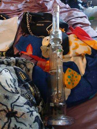 Bong 1