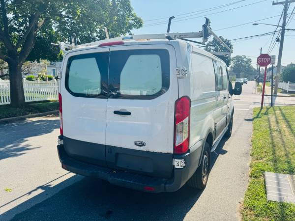 2016 Ford Transit 250 - $9.000 (181 East Jamaica Ave Valley Stream)63470613542403124