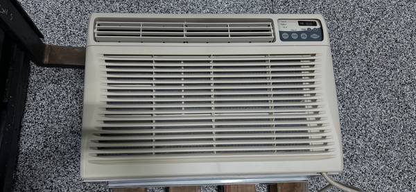 Kenmore Wall Mount Air Conditioner model 580.75251700 1