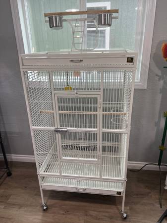LARGE BIRD CAGE 1