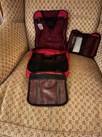 LL Bean Personal Organizer Toiletry Bag 1