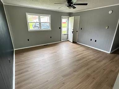 $780 / 3br - *Hogar recién actualizado de 3 habitaciones y 1 baño con pisos y pintura nuevos*63742425662337123