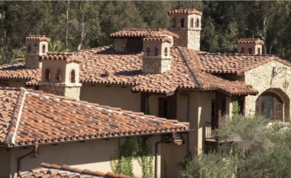 AUTHENTIC CALIFORNIA 2 PIECE CLAY ROOF TILES- 85 SQUARES 1