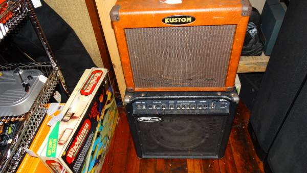 KUSTOM KAA30 AMP ✪ BUNKER BOOM BASS ✪ TRANzAMP B70 1