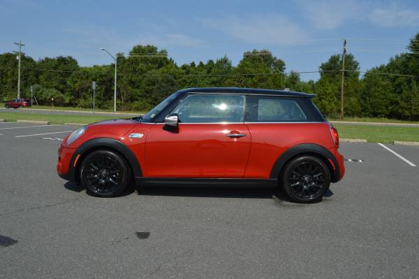 Mini COOPER S HARDTOP de 2 PUERTAS COOPER 2015 - $8,299 (MANASSAS)63616305602307124