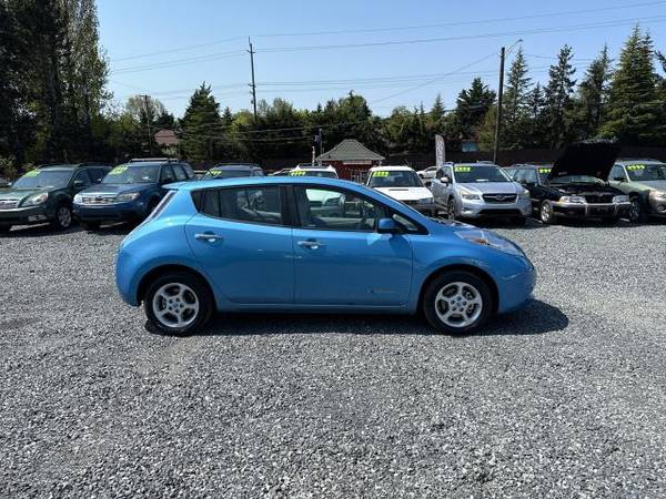 2013 Nissan Leaf SV - $4,998 (Lynnwood, WA)63654707176961121