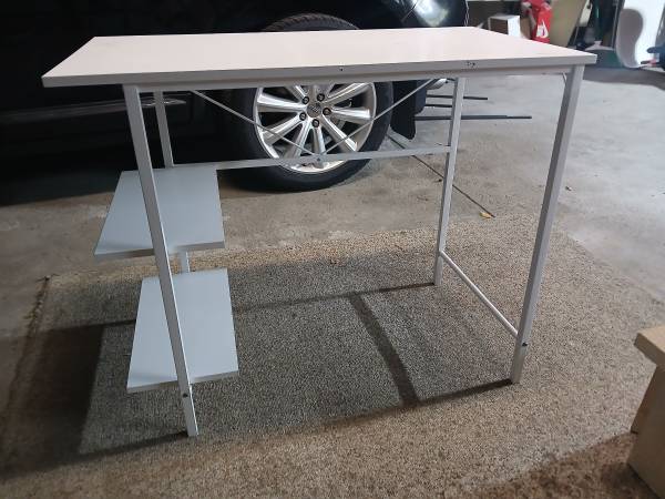 Desk 1