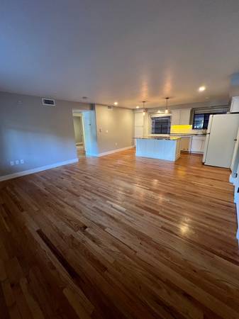 $2,974 / 2br - 924ft2 - * 1 Mes GRATIS * Residencias Históricas Downing Cherry Creek Wash Park (* Cherry Creek / Washington Park / Downtown *)63844742823939123