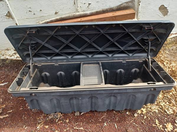 Cargo Max Tool box for full size pickup 1