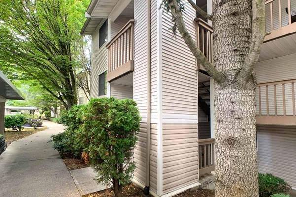 $1,495 / 1br - 605ft2 - Lavadora y Secadora en Casa, Ventilador de Techo, Cochera y Estacionamiento Fuera de la Calzada (Everett)63688443929859120