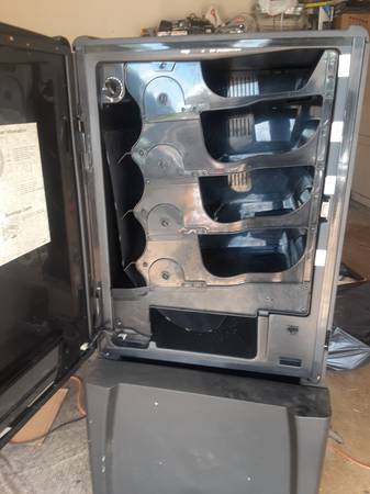 Skybox Drink Machine - $200 (Memphis)62970101840259121