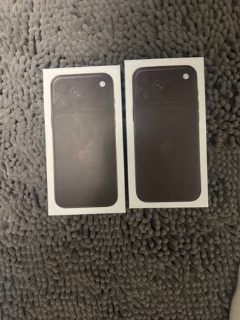 New iOS Device 18 Pro Max 512GB Black 1