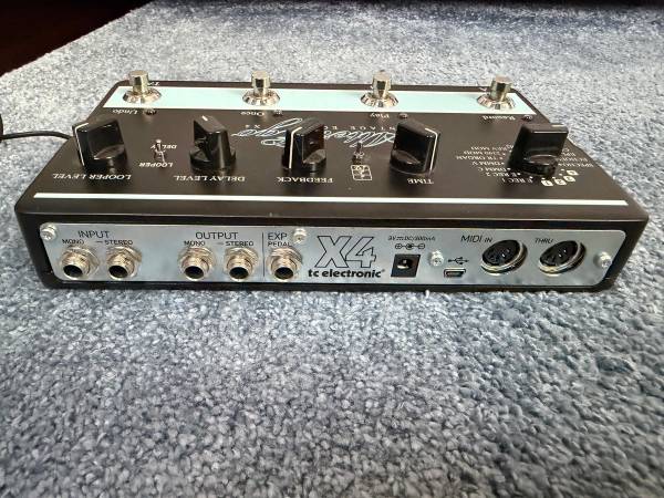 TC Electronic Alter Ego X4 delay / looper pedal - musical
