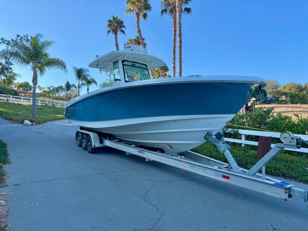Boston Whaler 330 Outrage with Trailer - owner sale - 1