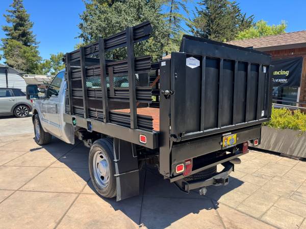 2015 Ford F-350 Super Duty Diesel Stake Truck W/ Lift Gate - $34,990 (rohnert pk / cotati)63624095309825122