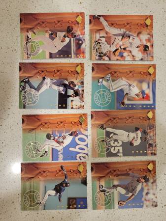 1995 Leaf Baseball Great Gloves 16 card set. 1