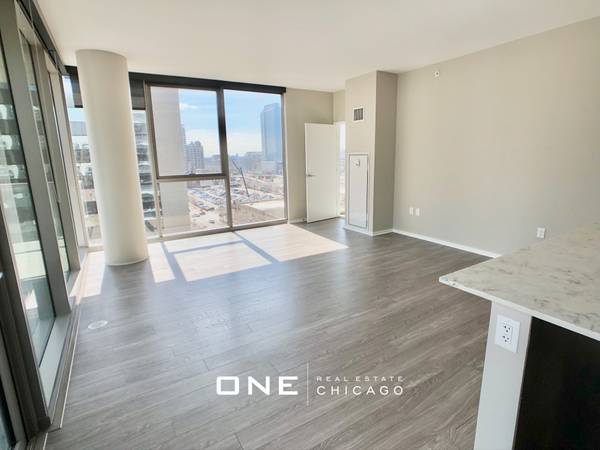$5,800 / 3br - > ELEGANT 3 BEDROOM 3 BATHROOM - WEST LOOP - FULL GYM/POOL (West Loop)64041643694465121