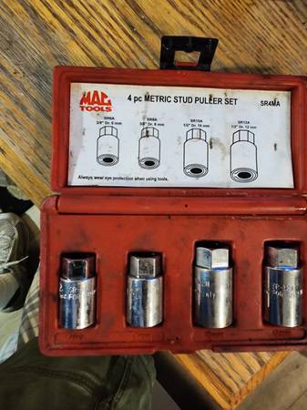 Mac Tools 4pc Metric Stud Puller Set 1