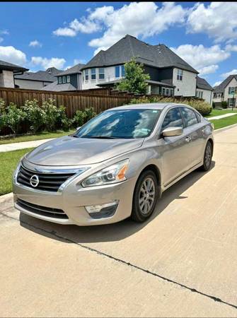 2015 Nissan Altima 1