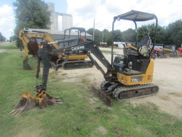 2015 John Deere 17G Mini Excavator Backhoe, 12" & 18" Buckets 1