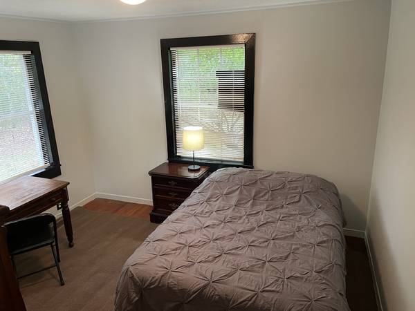 Bessemer Hoover Helena On Morgan Road - Room for Rent