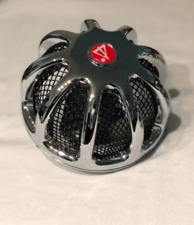 Battistinis Wireframe Horn 1