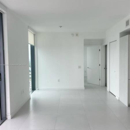 $4,100 / 2br - 944ft2 - 🔥 2/2 EDGEWATER:  In A Very Nice Area  Enjoy This Beautiful 2 Bedroom (Edgewater)64049278624642122