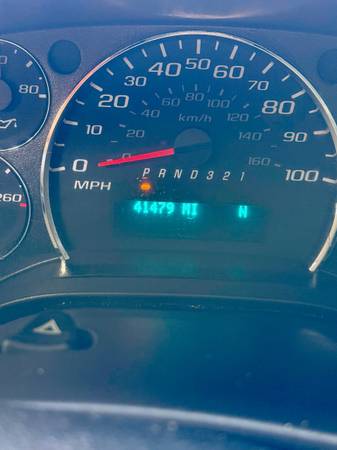 2013 Chevrolet Express 41k - Photo 2