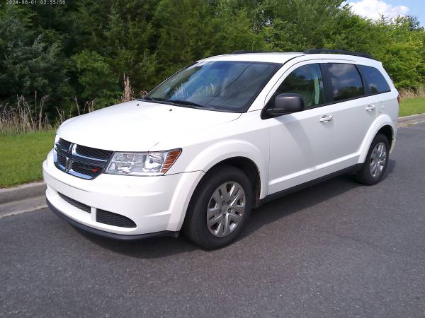 2016 DODGE JOURNEY, 3 RD Row Seats - $4,995 (Rock Hill)63613349516161121