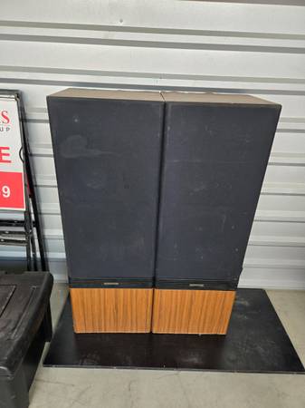 Kenwood Speakers 1