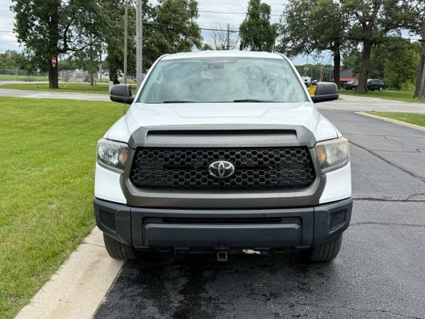 2019 Toyota Tundra SR5 5.7L - Photo 4
