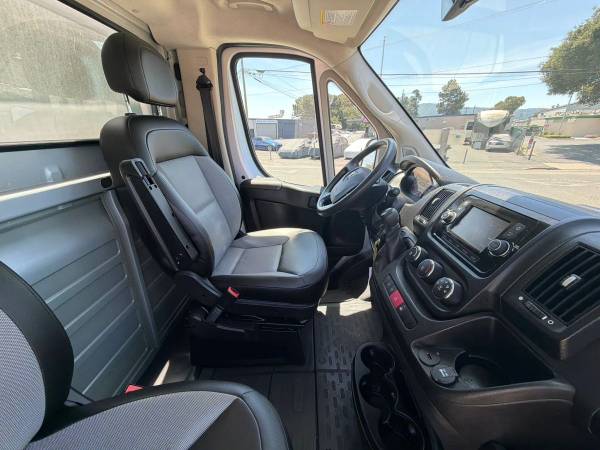 2021 RAM ProMaster 3500 Cab - Photo 11