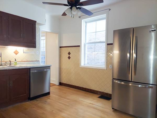 $1,900 / 2br - ✿ LARGE Avondale 2 bedroom - W/D IN UNIT - deck - utilities included (Avondale)63898602273283121