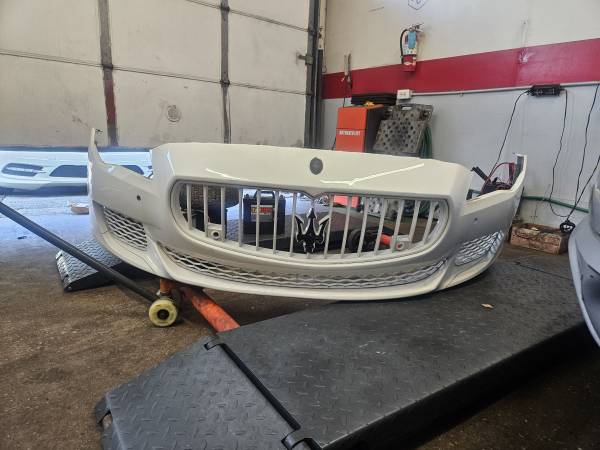 Maserati Quattroporte 2014 Front Bumper Photo - $850