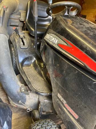Craftsman Lawn Tractor 1