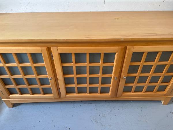 Oak Console 1